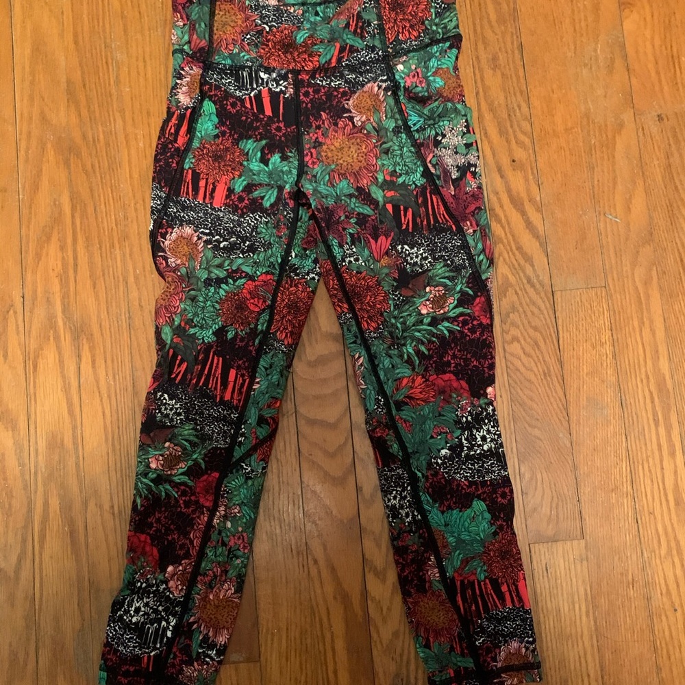 Lulu lemon capris